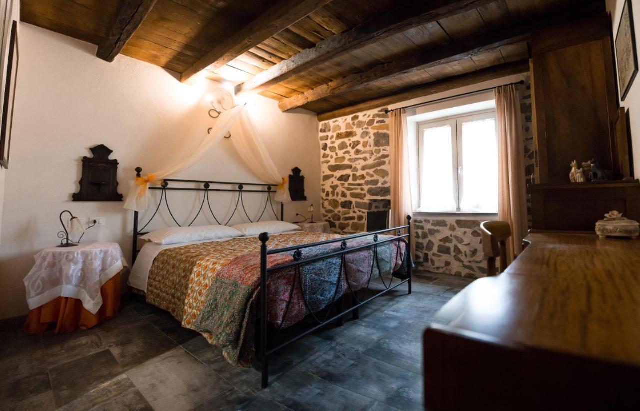 B&B Sopra Il Portico 산 조반니 비안코 외부 사진